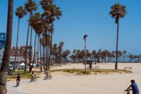 【銀座 蔦屋書店】ZENの個展 「Urban Equivalence — 都市等価論」を11月29日（土）より開催。写真を通じて都市空間と身体の関係性を表現する。