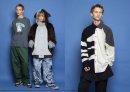 左)男性モデル：GIZMO MAYHEM L.S. TEE ￥15,180、DOUBLE DRAWCORD PANTS ￥35,970 女性モデル：BAT EAR COAT ￥87,450、SMOKEY GIZMO BOTTOMS ￥36,850／右)CREATURE SHIRTS ￥29,480(全て税込)