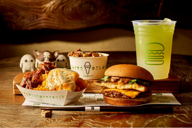 Shake Shack日本上陸10周年記念！ミシュラン2つ星の日本料理店「傳」長谷川在佑シェフと9年ぶりの再コラボ。限定バーガー「傳シャック（10th Anniv.）」など4品のセットを2日間限定発売