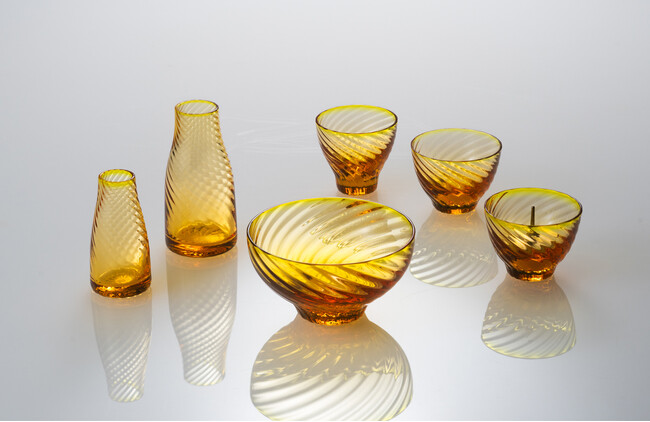 【アルテマイスター × Sghr スガハラ】ガラスの魅力が詰まった新作仏具「流彩」を発売