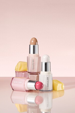 SHEGLAMの人気Buttery Stickシリーズから新作のハイライターとブロンザーが10月27日（月）より発売開始！