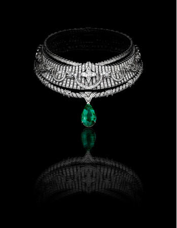 【ルイ・ヴィトン】第1回「ハイジュエリー・グランプリ」の授賞式において、ネックレス「Apogee(アポジェ)」が栄えあるジェムストーン賞を受賞