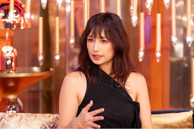 「ABEMA」、10月31日（金）よる10時より放送する『ダマってられない女たち season2』第9話に先駆けて、佐田真由美、益若つばさらゲストのスタジオの様子を公開！