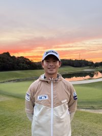 株式会社ACNホールディングス、プロゴルファー片岡尚之選手と所属契約を締結