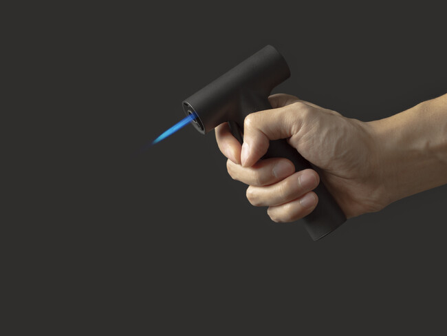 おうちで「プロの炙り」をやってみた！話題の