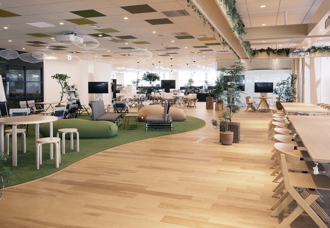 商業・オフィス用木質床材「ボアシス 6 mmタイプ」の施工対応範囲が拡充、コンクリートスラブ下地・捨て貼り合板下地への直貼り施工が可能に