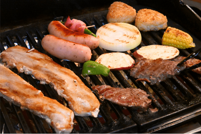 【名古屋・野並】ファミリー歓迎＆最大100名の団体利用も可能なウッドデザインパーク野並店で“飲み放題付き屋内持ち込みBBQ”を開始しました。