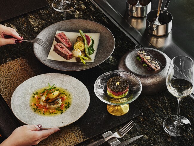 【セント レジス ホテル 大阪】ダイヤモンドの輝きに包まれる祝祭の季節をセント レジス ホテル 大阪が贈るアニバーサリー・フェスティブ 2025