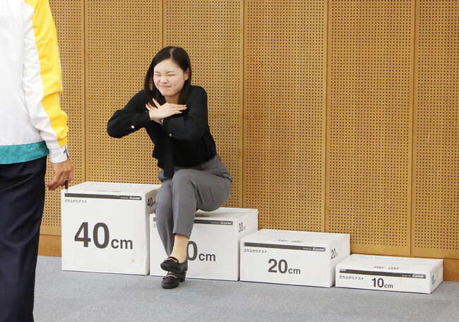 役職員を対象とした「QOL健診 明治安田×弘前大学」および近距離モビリティ「WHILL」体験試乗会を実施しました