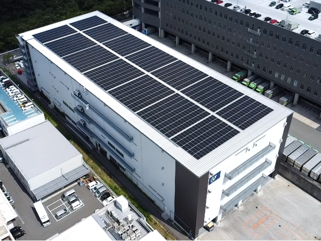 日本ベネックス、兵庫県神戸市にて約0.7MWの屋根借りメガソーラーを稼働し、所有するFIP太陽光発電所が50MWを突破