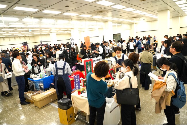 久世福商店、全国生産者と店舗スタッフをつなぐ展示会を開催　“作り手の想い”を現場へ【イベント報告】
