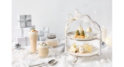 【アニヴェルセルカフェ みなとみらい横浜】White Christmas Sweets Collection