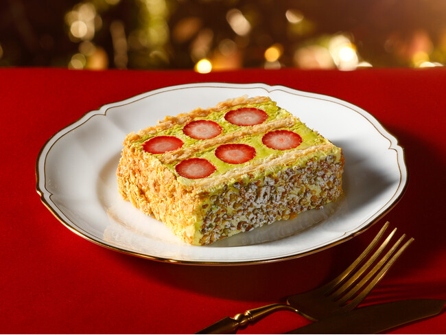 【クリスマス限定商品】 “苺” と“ピスタチオ” でクリスマスを演出！洋菓子ブランド「フランセ」より「ノエル ピスターシュ」を数量限定で発売いたします。
