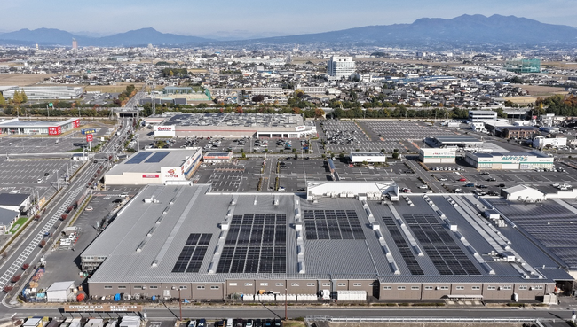 ベイシア×アイ・グリッド　スーパーマーケット22店舗の太陽光余剰電力と蓄電池で店舗間を循環させる仕組みを構築