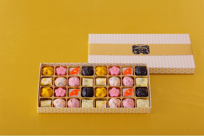 見た目も華やか、味も本格派。創業120年の老舗さつま揚げ店が贈るお正月限定アソートギフト「迎春福箱」