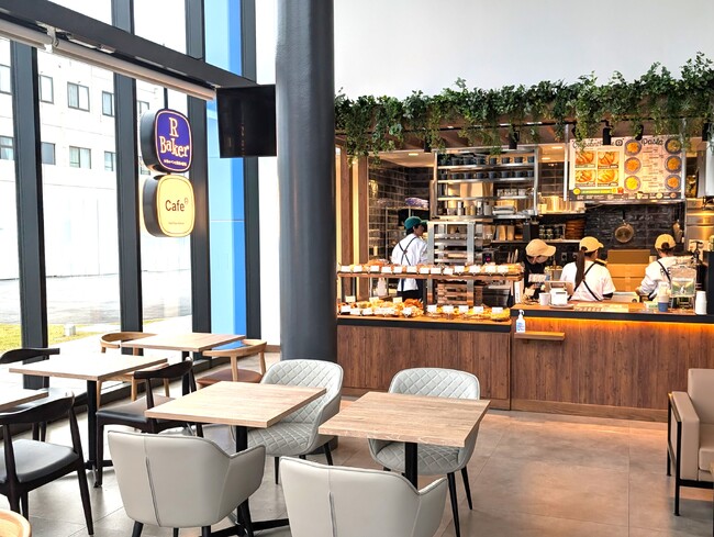 ベーカリーを病院に展開!R Baker関東脳神経外科カフェテラス店オープン