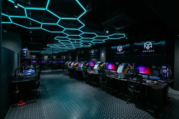 町田に新たな“ゲーム拠点”誕生！eスポーツステーション『NOABOX』OPEN - 競技×交流×創作を集約した複合施設