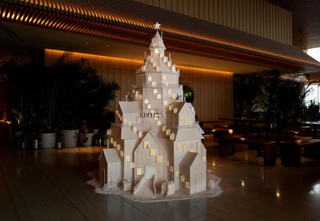 【東京エディション虎ノ門・東京エディション銀座】 アートディレクター 吉田ユニとデザインブランド 130（OneThirty）によるフェスティブツリーをお披露目