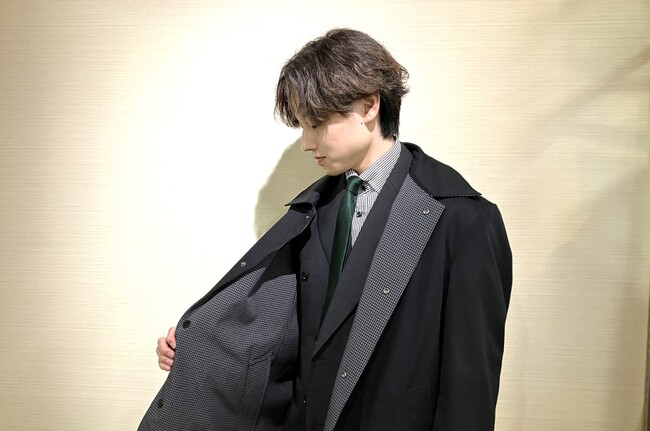 「本当に欲しい」を形に。お客様の声をヒントに生まれた、一着二役の新しい定番コート　ビジネスでもカジュアルでも着用できる「リバーシブルコート」を発売
