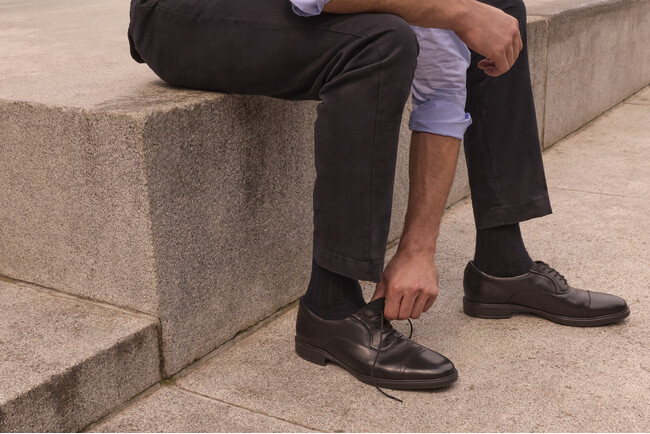 原点と、革新。ROCKPORTが贈る2025年秋冬最後のドレスシューズコレクション。 多様化する現代のビジネスシーンを歩む、すべてのプロフェッショナルのために。