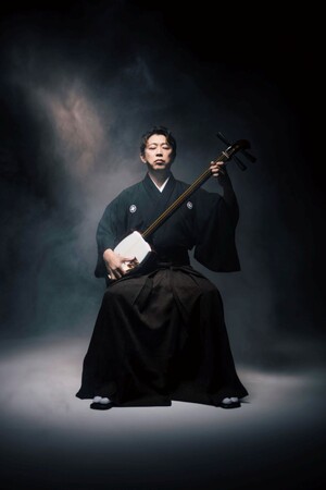 上妻宏光「生一丁！Tour 2025-2026」始動、25周年アルバム『繋 -TSUNAGU-』を携え、NY公演から国内ツアーへ ― 本日宮城で初日！
