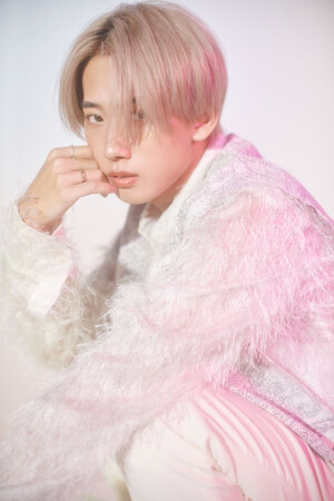“タイプロ”出演で話題のソロアーティスト鈴木凌 初のソロツアーCSチャンネル日テレプラスで26年1月31日 放送決定！