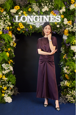 「ロンジン賞 第45回ジャパンカップ」イベントに高梨 臨さんが来場