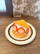 いちごホイップ 甘食サンド