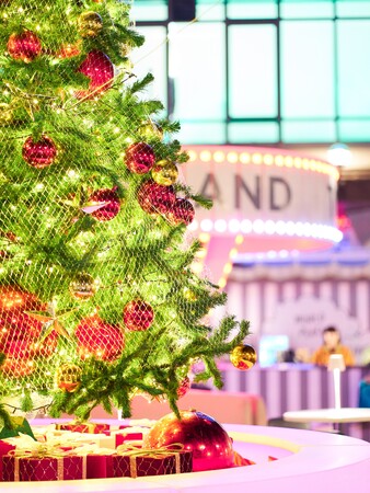 2025年春に誕生の新施設 「TOWERLAND -ROOFTOP BAR & BBQ-」ニデック京都タワーを間近に見上げるルーフトップでクリスマス＆大晦日カウントダウンイベントを初開催