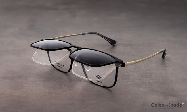 【Gelee新型 Gelee Shade +」度付きメガネが瞬時にサングラスに！脱着式クリップオンに「跳ね上げ機能」を追加。特許申請中の独自機構で利便性が大幅向上。