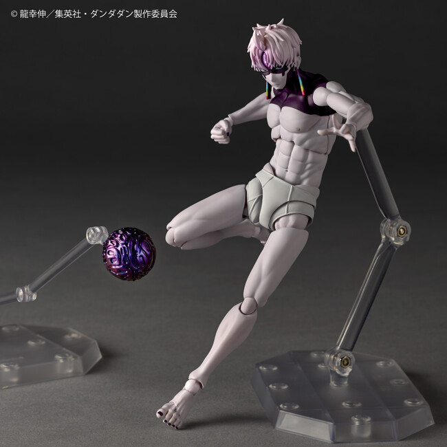 ジジが怪異「邪視」の力で変身した姿でアクションフィギュアに！