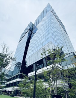 トランスコスモス、建設業・製造業に向け業務変革を支援する「BPOセンター福岡大名」を開設