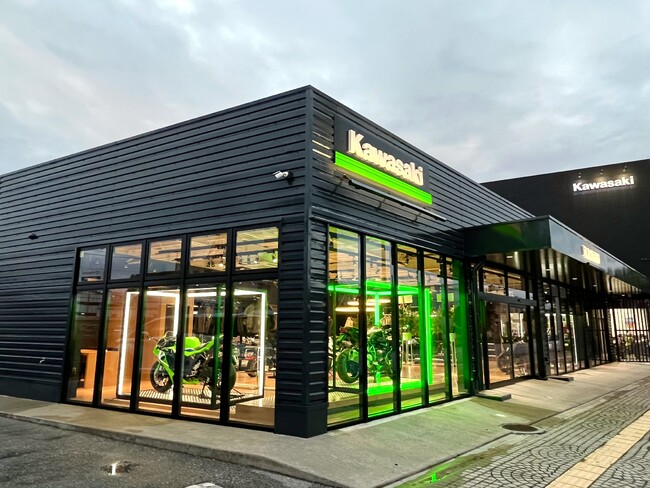 新しさと歴史が交差する都市、沖縄県那覇市の「カワサキ プラザ那覇」が 2025年12月12日（金）にリニューアルオープンしました！