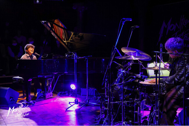 公演初日のオフィシャルレポートが到着「MONTREUX JAZZ FESTIVAL JAPAN 2025」