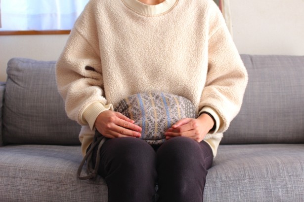 「腹巻」は冬の定番アイテム?温活に関する調査で約7割が「使用経験あり」と回答