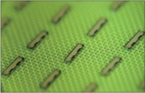 信号光源用高出力DFBレーザダイオードチップの製造工場を新設