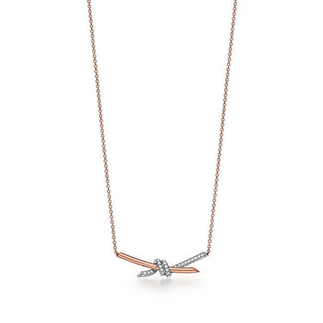 【TIFFANY & CO.】ホリデーシーズンを彩るティファニー ノットの新作を発表　世界に先駆けてティファニー 銀座にて先行発売