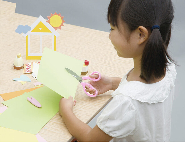 子ども用はさみに、くだものモチーフの限定デザインが登場！ 「フィットカットカーブ ジュニア＜限定＞くだものシリーズ」を発売