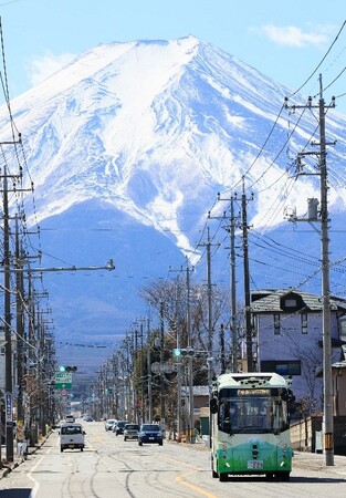 【富士吉田市 自動運転EVバスプロジェクト】市街地公道(富士みち)におけるレベル2自動運転の有償実証運行を2026年1月5日(月)より開始