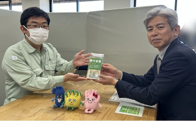 【姫路の手袋メーカー：ショーワグローブ】チャリティ販売の売り上げ全額15万円超を姫路市の緑化活動に寄付