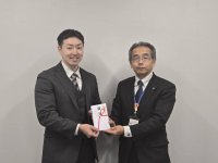 タウ、不要品回収で得た売却金を
会宝産業株式会社と連名で七尾市へ災害義援金として寄付