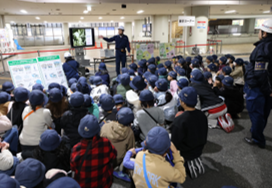 【実施報告】サンシャインシティ「なんか面白い、防災体験！」　豊島区の小学4年生 約100名が参加！豊島消防署・豊島区協力の体験型防災プログラムで地域の“防災力”を育む