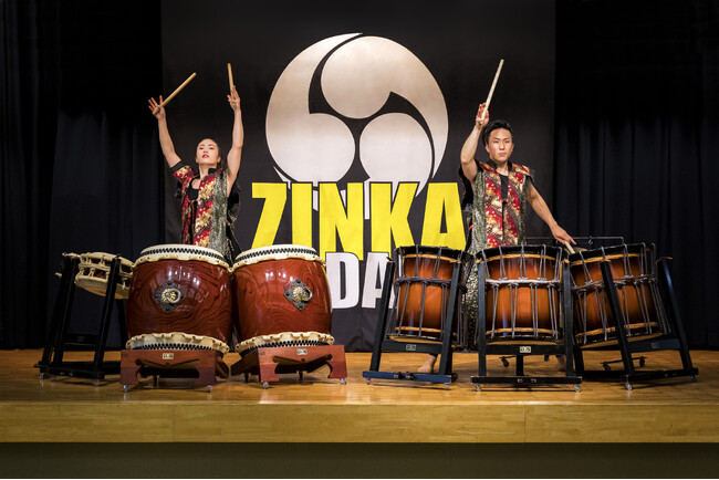 【北海道／層雲峡温泉】12月31日～1月3日の期間限定で二人組の「和太鼓ZINKA」の公演を開催！空室残りわずか。お早めにご予約ください！