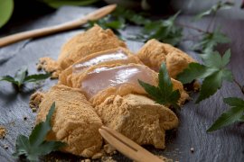 「極もちもちわらび餅」 「極もちもちわらび餅」