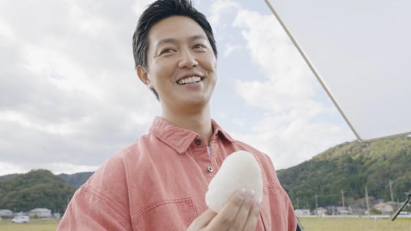 農業と俳優の二刀流・工藤阿須加さんが昨年に続き出演！「日本農業新聞電子版」の新TVCMを公開