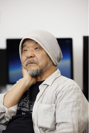 押井守、神山健治、荒牧伸志がいま振り返る「攻殻機動隊」。シリーズ歴代監督によるインタビューを掲載した「芸術新潮」2026年2月号は1月23日発売！