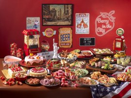 Berry in the City ～ニューヨークの街角気分を愉しむストロベリースイーツ&ディナービュッフェ～