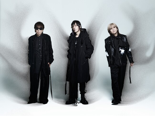 TM NETWORKの “QUANTUMツアー” の書籍『TM NETWORK TOUR 2026 QUANTUM TOUR PAMPHLET 1』発売決定。来場者のライブレポート募集中！