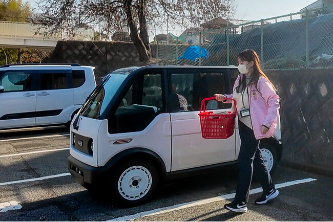 東広島市において小型モビリティ「mibot」の業務実証を開始