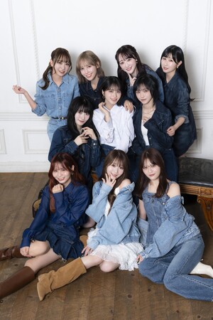 ＝LOVE　5年ぶりのカレンダーブック が3/18発売決定！!　デニムを着飾った集合カットを解禁！ メンバーコメントも！